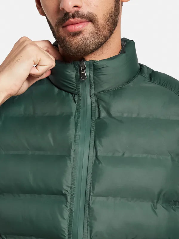 Mettle Men Green Colourblocked Reversible Longline Sporty Jacket