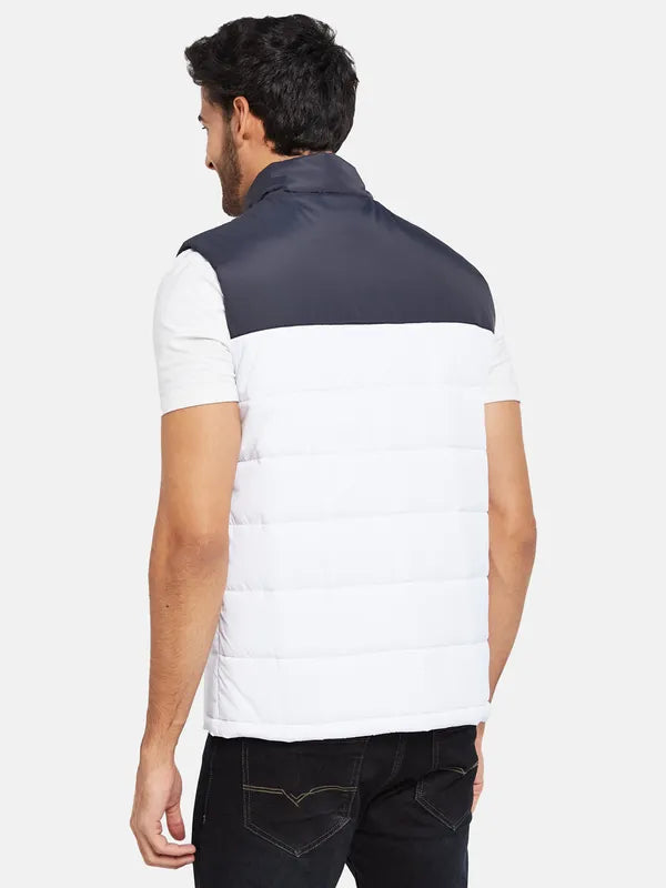 Mettle Men White Colourblocked Woven Jacket