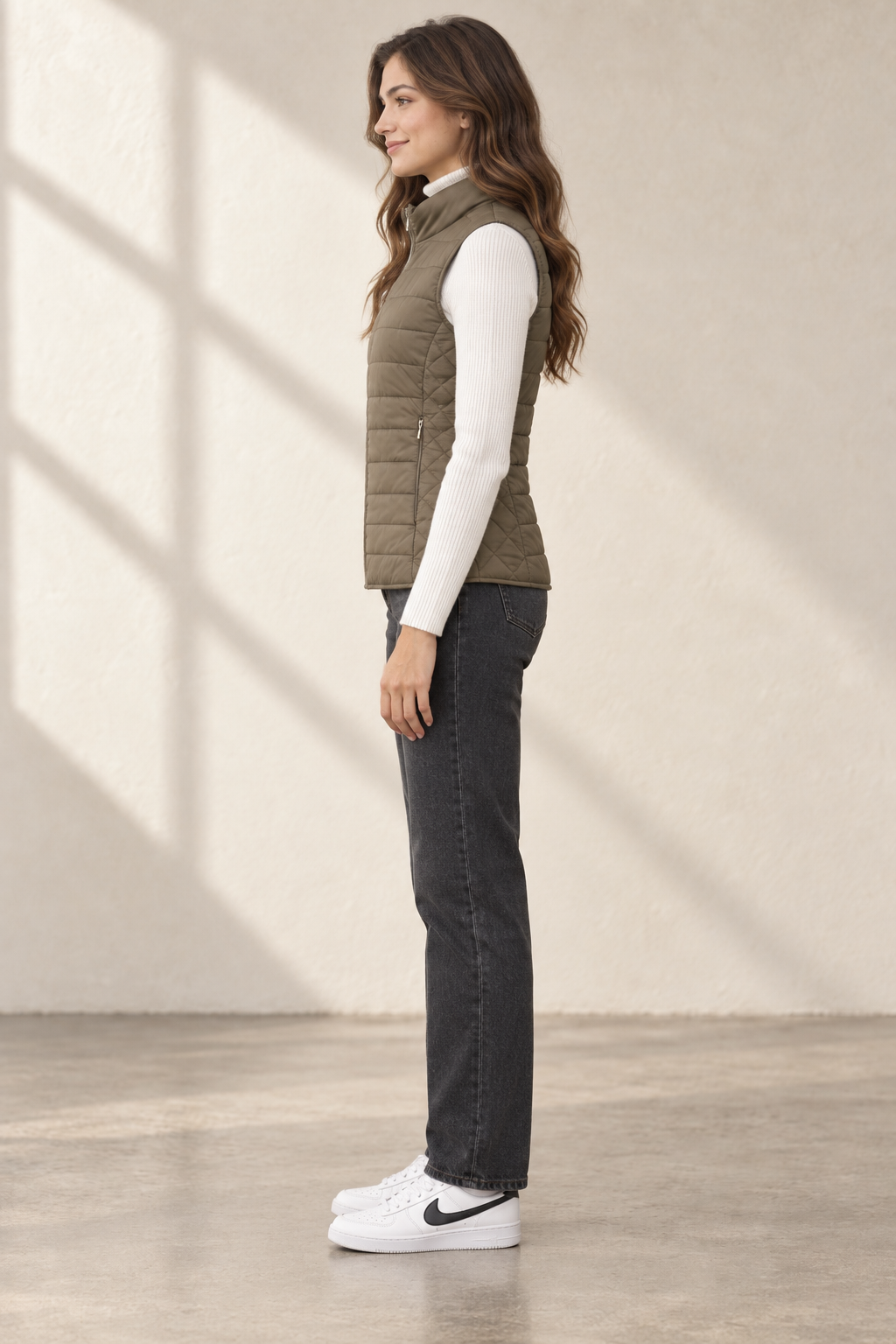 Women’s Lightweight Reversible Woven Puffer Gilet – Mud Dark Beige Regular Fit