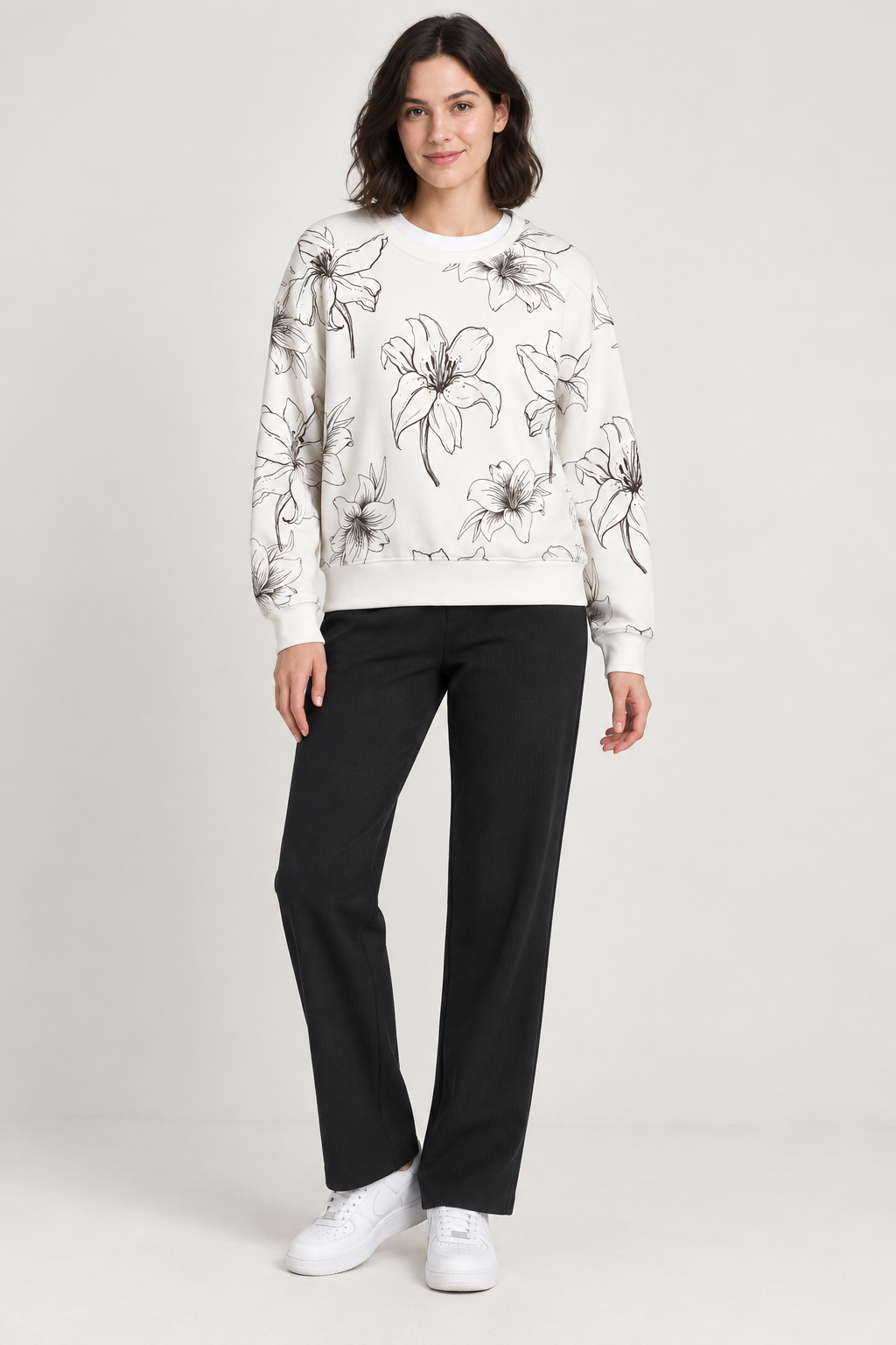 Women’s Cocoa Floral Print Cotton Brushed Fleece Sweatshirt – Regular Fit Crew Neck