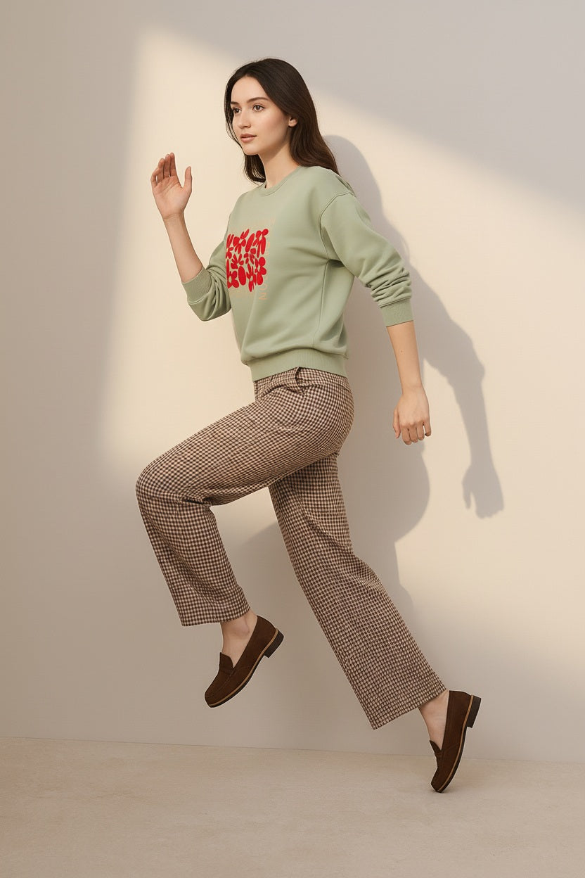 Women Round Neck Floral Print Sweatshirt