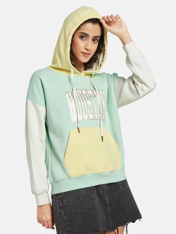 Mettle Women Green Printed Hooded Sweatshirt