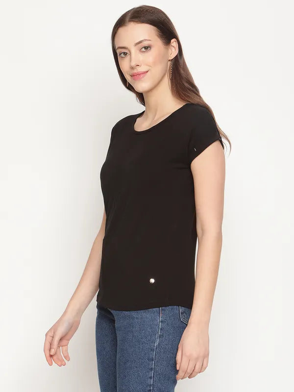 Mettle Women Black T-Shirt