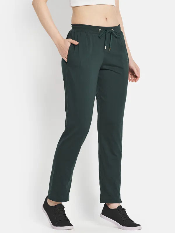 Women Mountain Green Trackpants