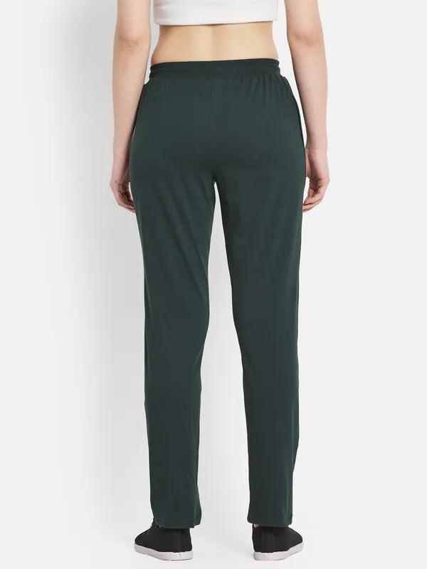 Women Mountain Green Trackpants