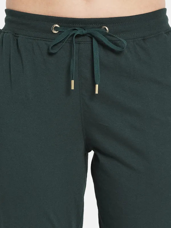 Women Mountain Green Trackpants