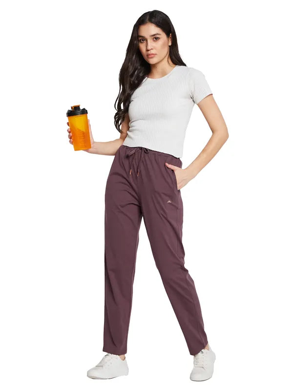 Mettle Women Mid Rise Regular Fit Track Pants