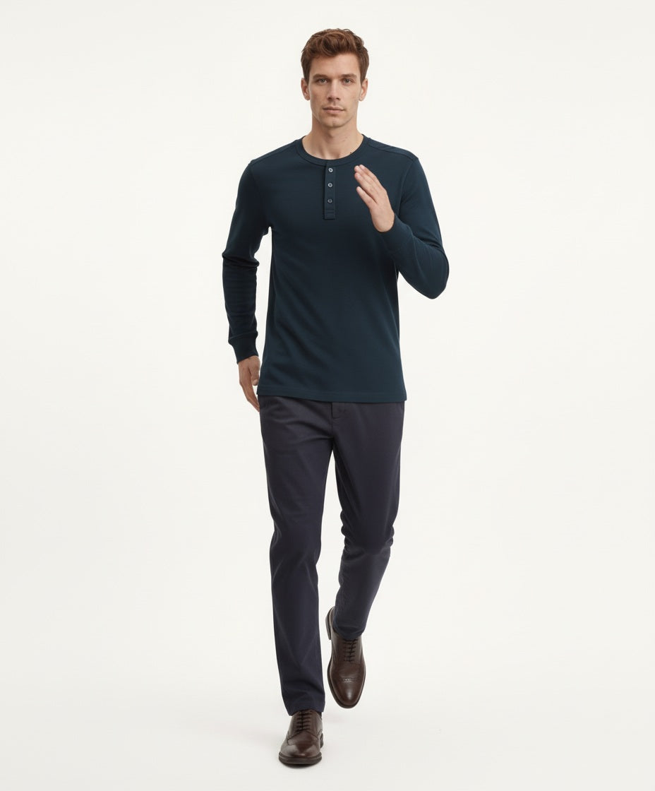 Men Navy Solid Henley Neck T-shirt