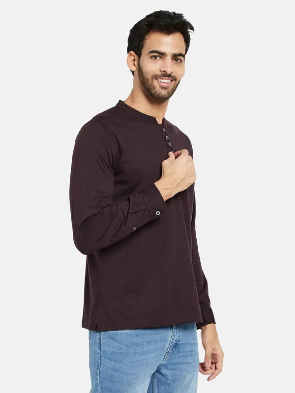 Mettle Men Maroon Henley Neck Pockets T-Shirt