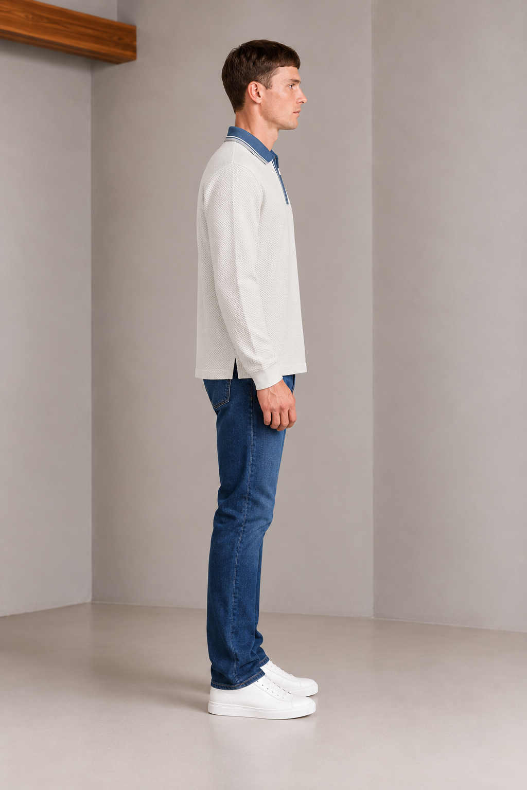 Men’s Off-White Over-Knit Lycra Pre-Winter Polo T-Shirt – Regular Fit Full Sleeve Zip Neck