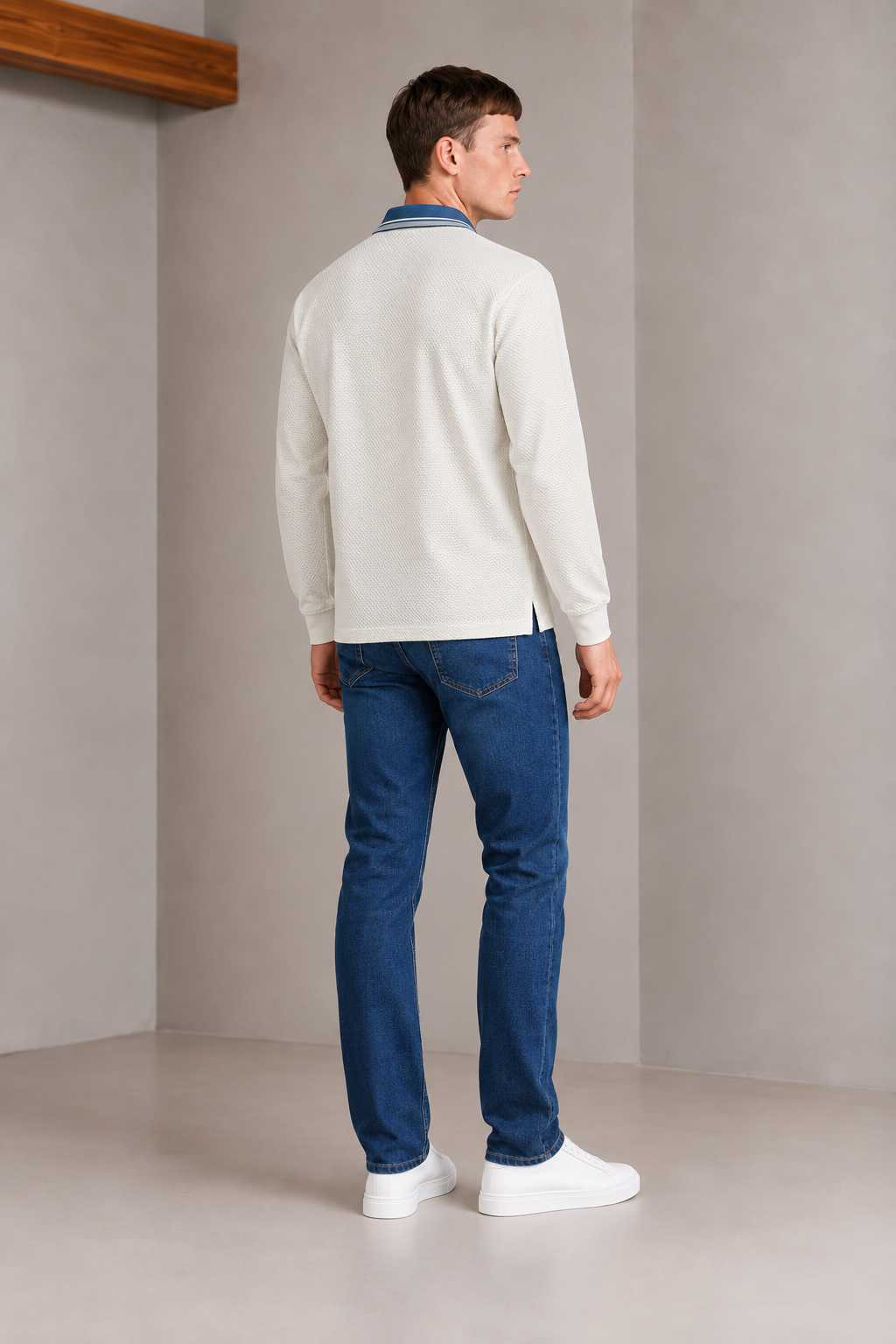 Men’s Off-White Over-Knit Lycra Pre-Winter Polo T-Shirt – Regular Fit Full Sleeve Zip Neck