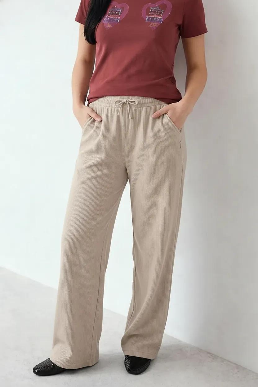 Women French Oak Regular Fit Textured Track Pants