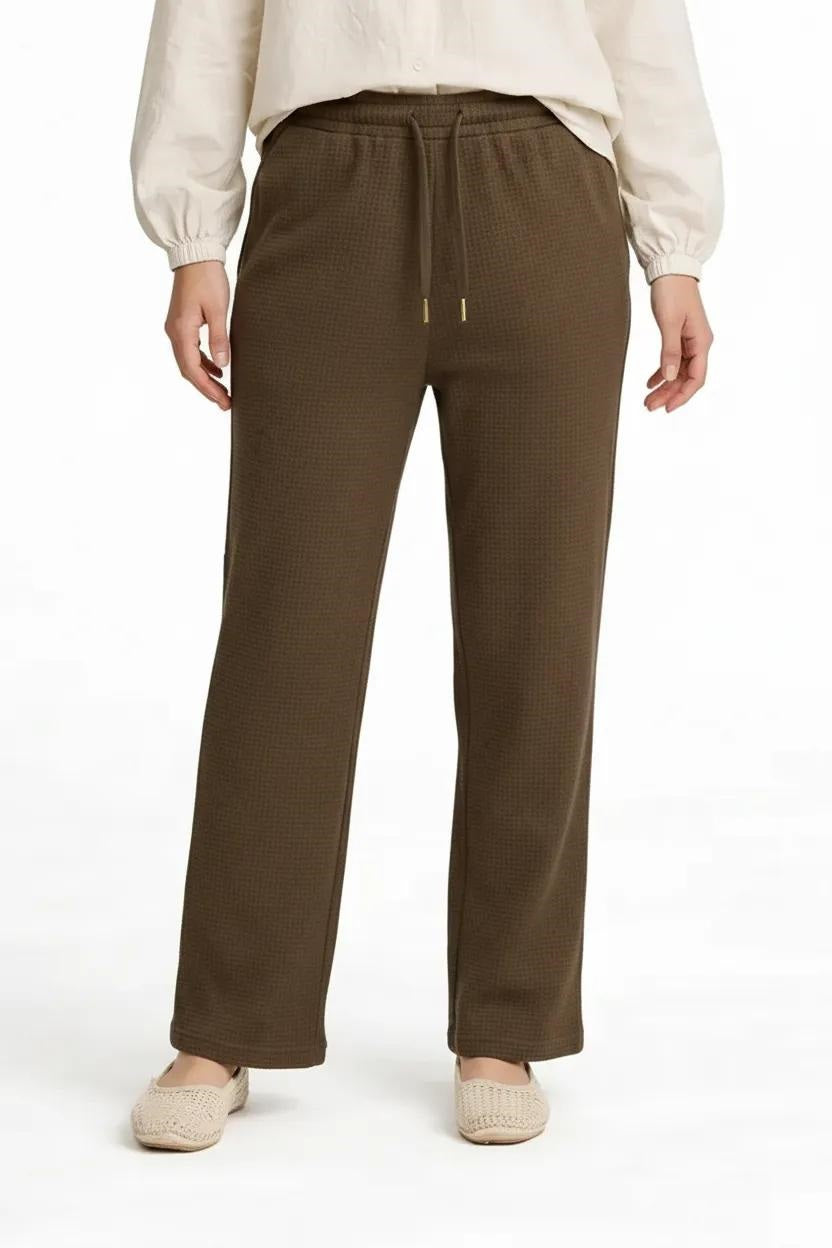 Women Tobacco Regular Fit Textured Cotton Track Pants