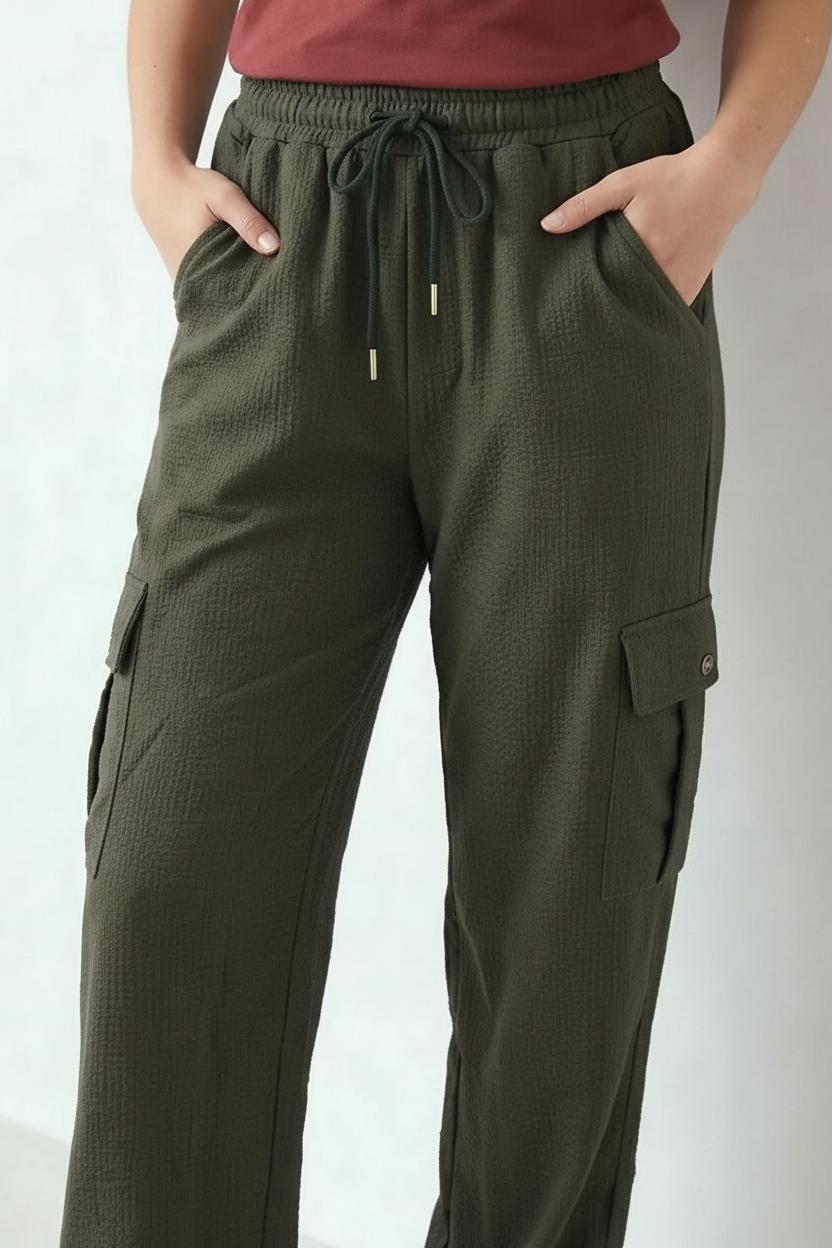 Women Army Regular Fit Textured Cargos