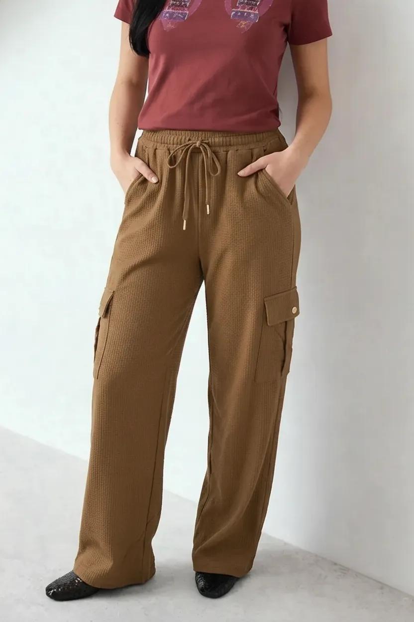 Women Mocha Cotton Regular Fit Textured Cargos