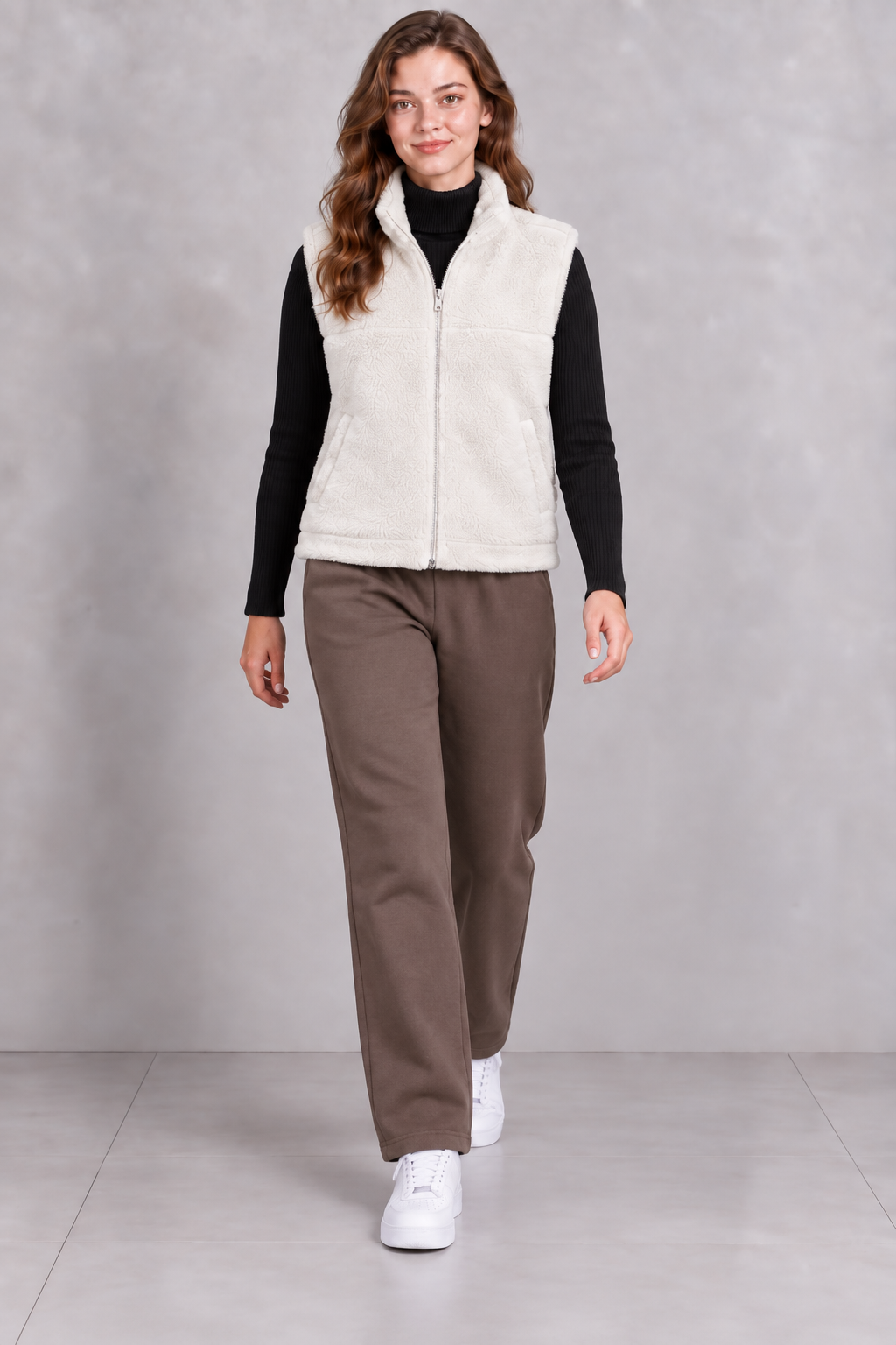 Women’s Cocoa Brushed Cotton Fleece Regular Fit Lower – Comfortable Winter Jogger Pants