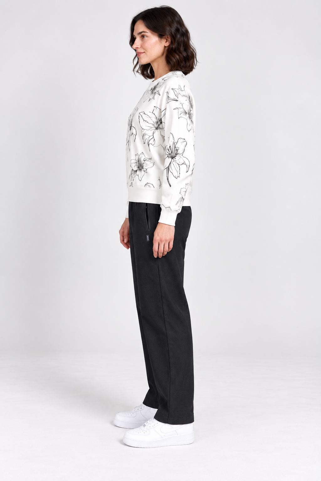 Women’s Black Brushed Seersucker Regular Fit Lower – Comfortable Knitted Casual Pants