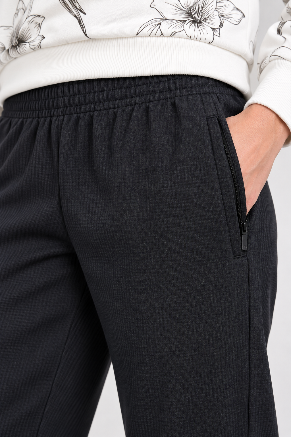 Women’s Black Brushed Seersucker Regular Fit Lower – Comfortable Knitted Casual Pants