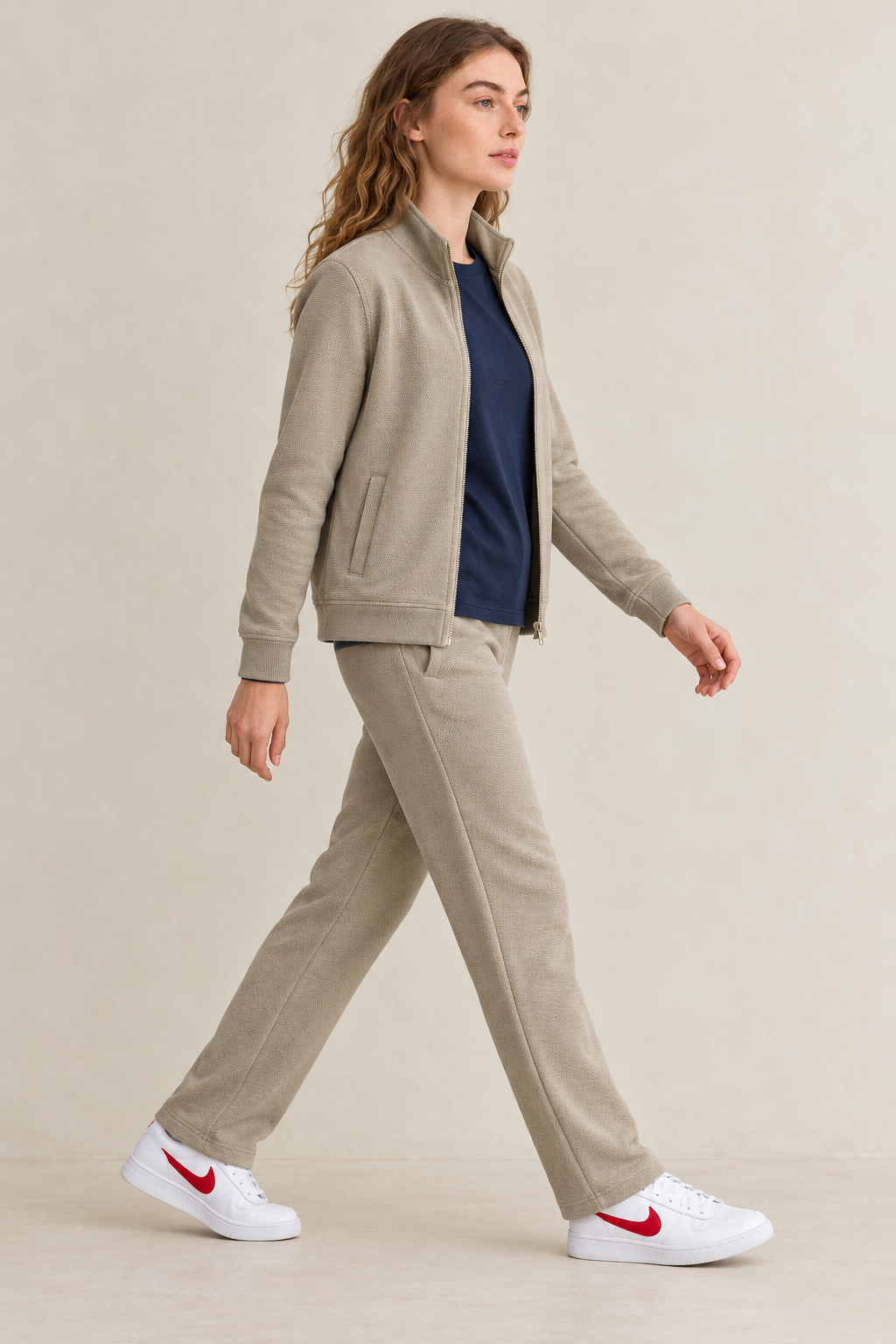 Women’s Fawn Knitted Full-Zip Track Jacket with Stand Collar – Tracksuit Set Upper