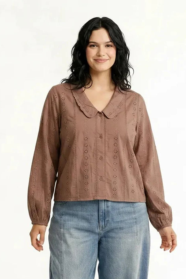Women Malt Embroidered Peter Pan Collar Cotton Top