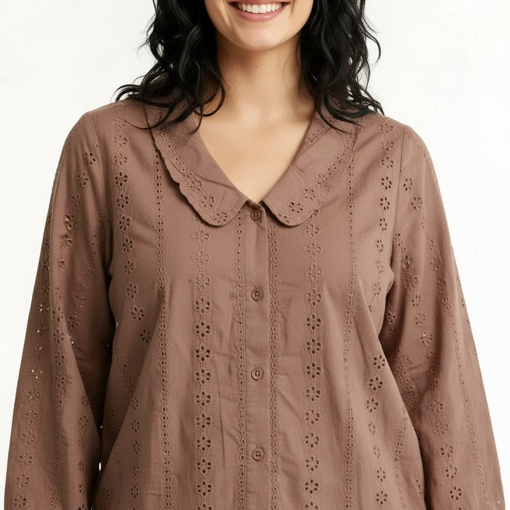 Women Malt Embroidered Peter Pan Collar Cotton Top