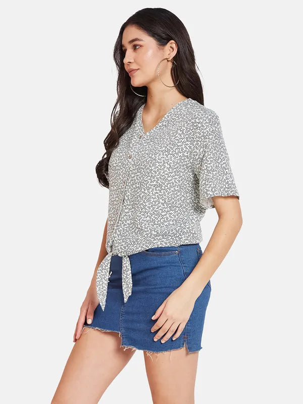 Mettle Conversational Print V-Neck Cotton Shirt Style Top