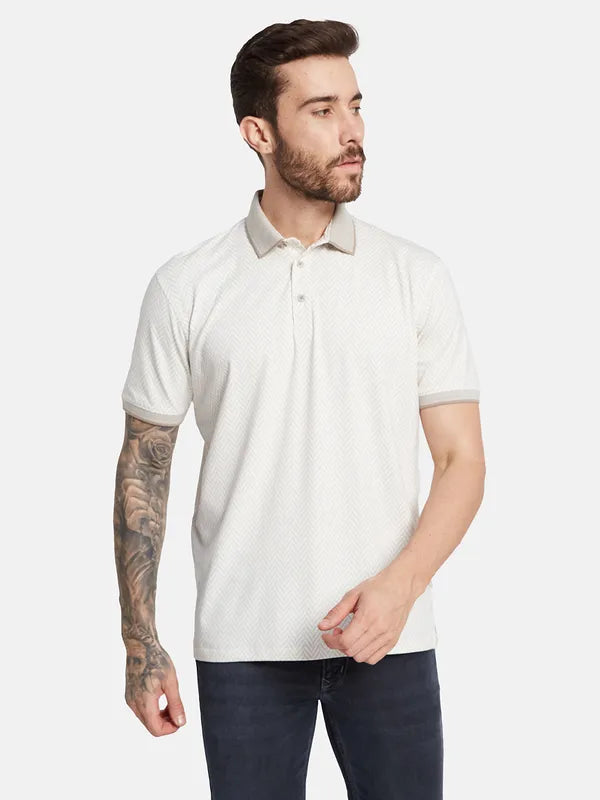 Octave Men Solid Polo Collar Pockets T-Shirt