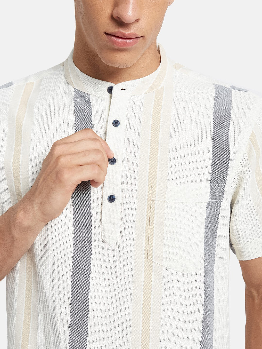 METTLE Men Striped Mandarin Collar Cotton T-shirt