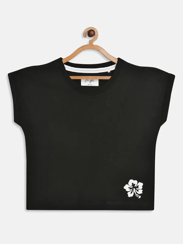 Black Solid Round Neck