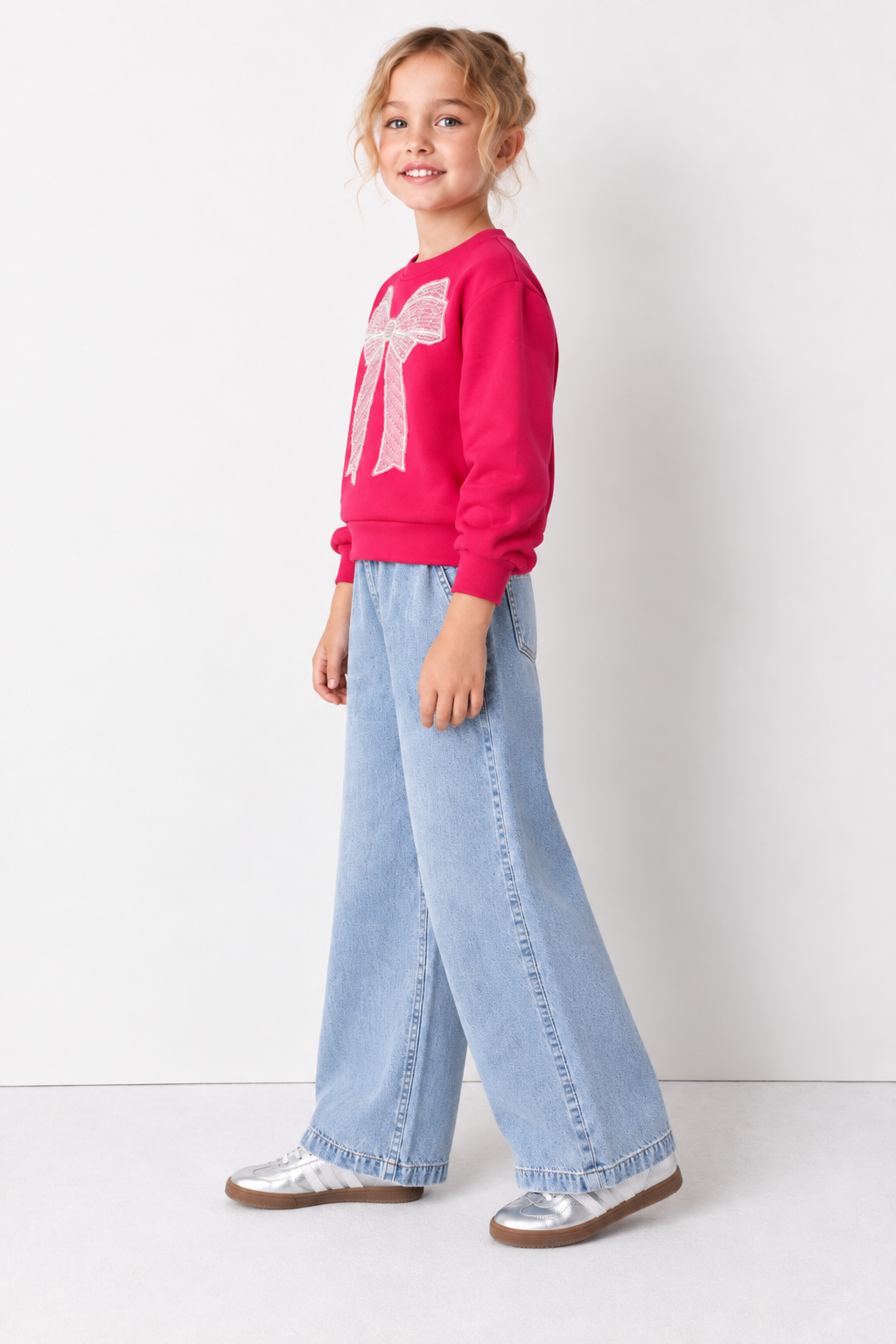 Junior Girls Hot Pink German Velvet Regular Fit Bow Embellished Sweatshirt