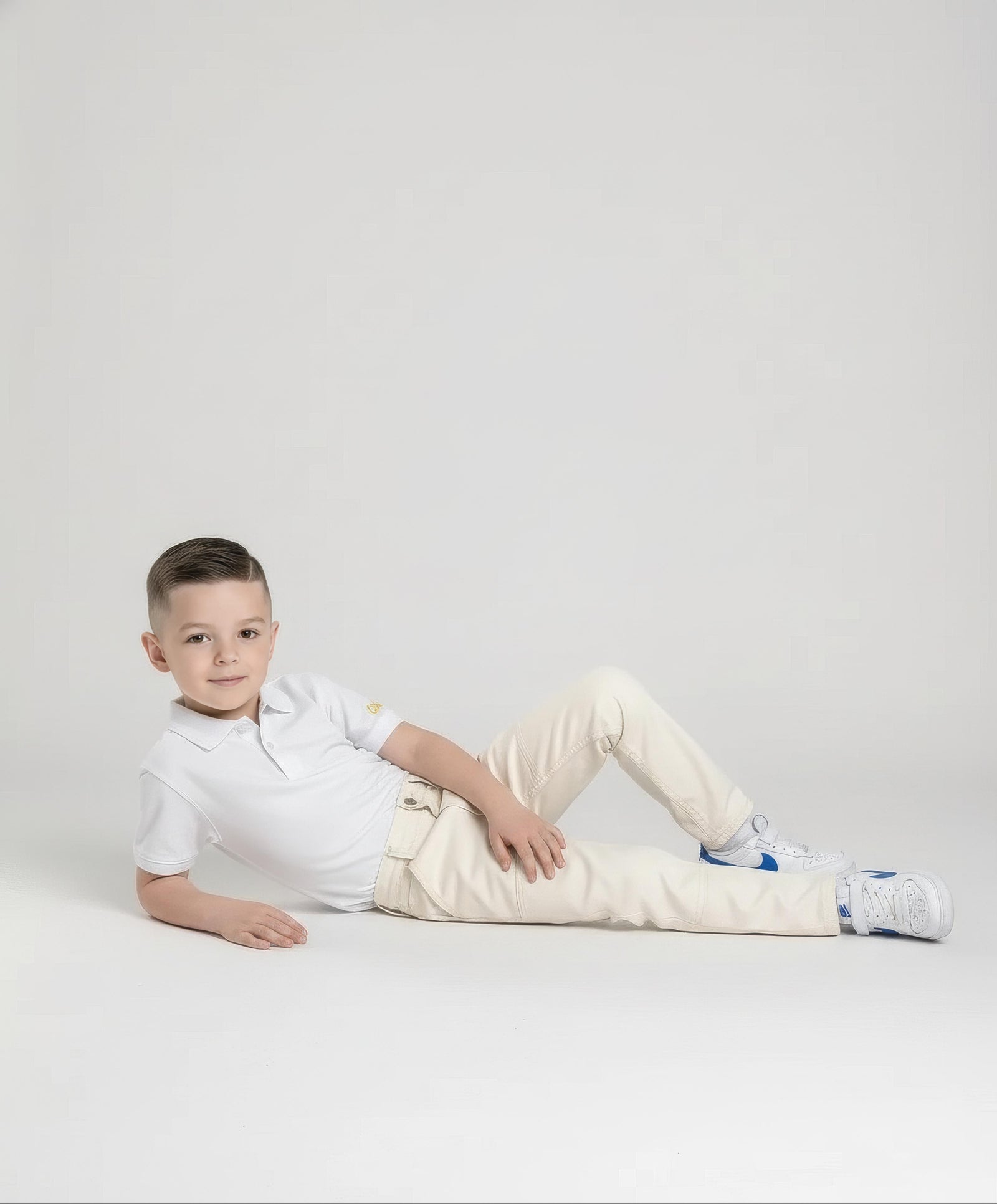 Boy Off White Solid Polo Neck T-Shirt