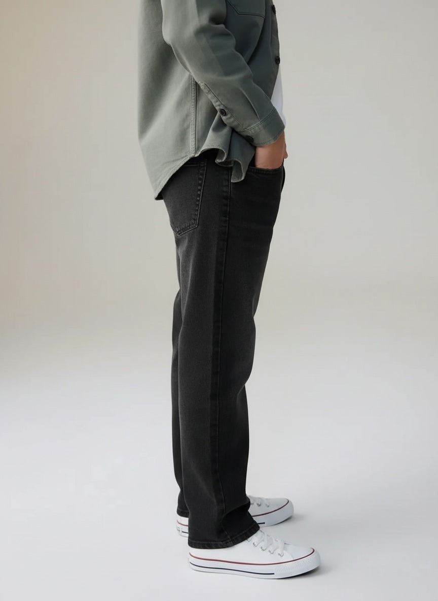 Boys Straight Fit Mid-Rise Light Fade Stretchable Jeans