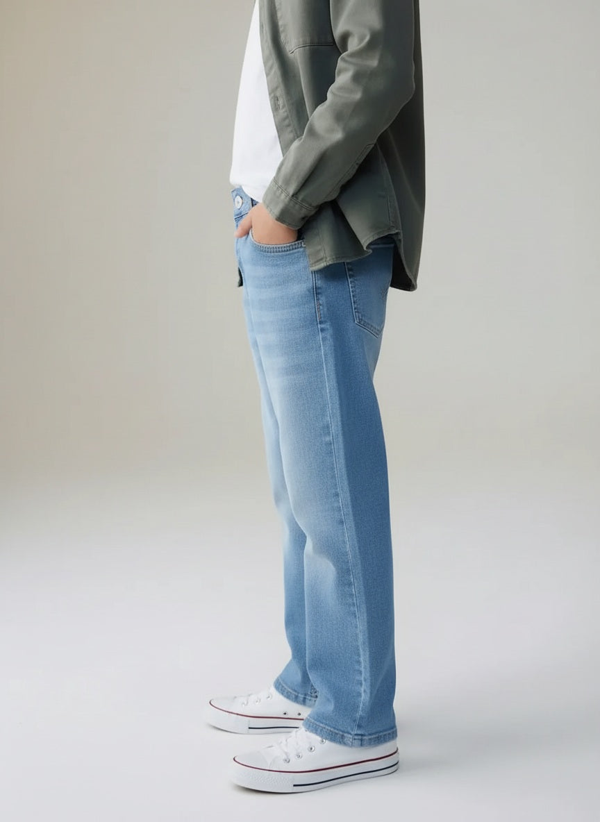 Boys Straight Fit Mid-Rise Light Fade Stretchable Jeans