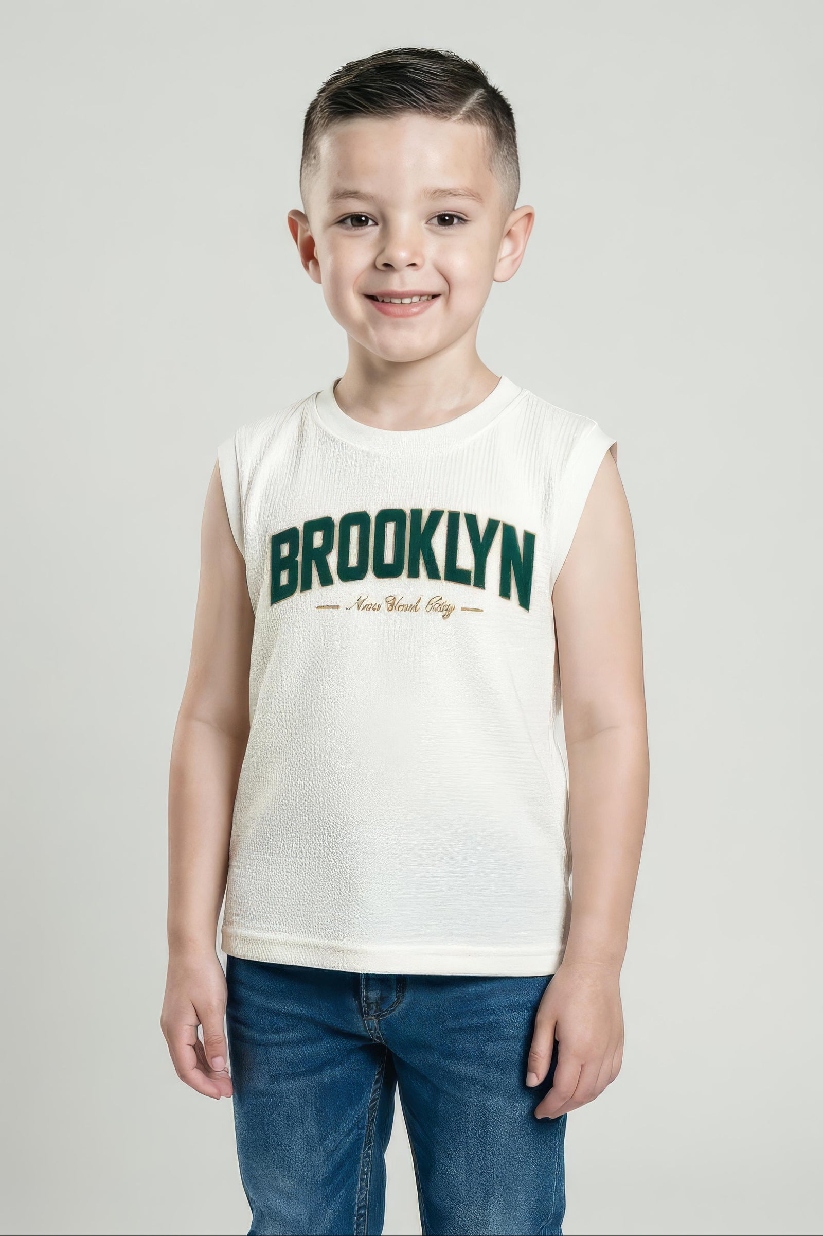 Boys Off White Printed Round Neck T-shirt