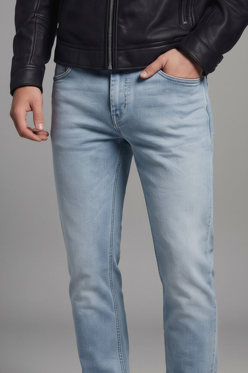 Men Straight Fit Mid-Rise Light Fade Stretchable Jeans