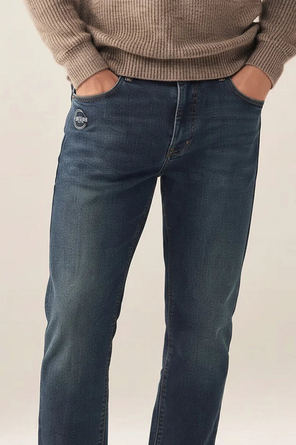 Men Straight Fit Mid-Rise Stretchable Jeans