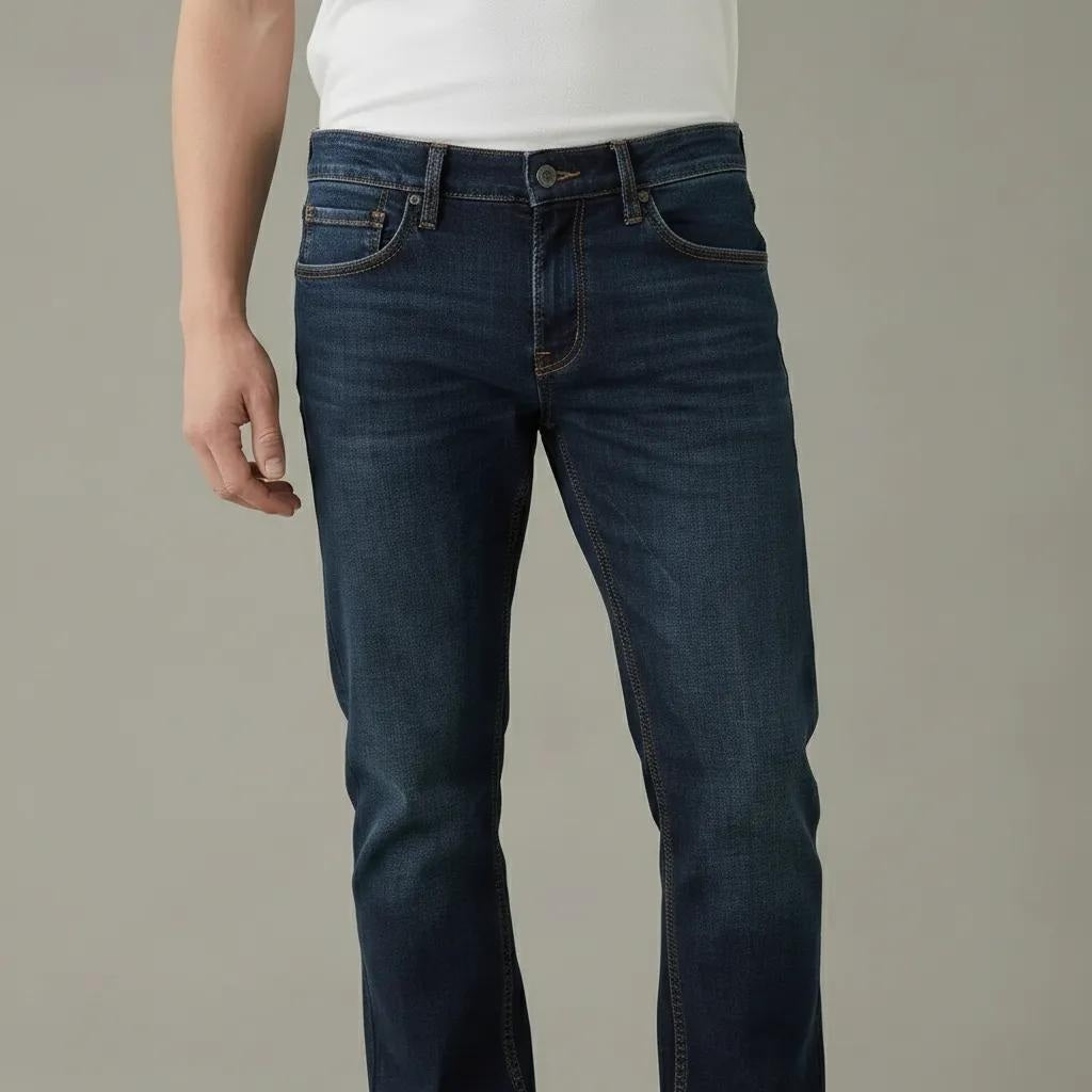 Men Straight Fit Mid-Rise Light Fade Stretchable Jeans