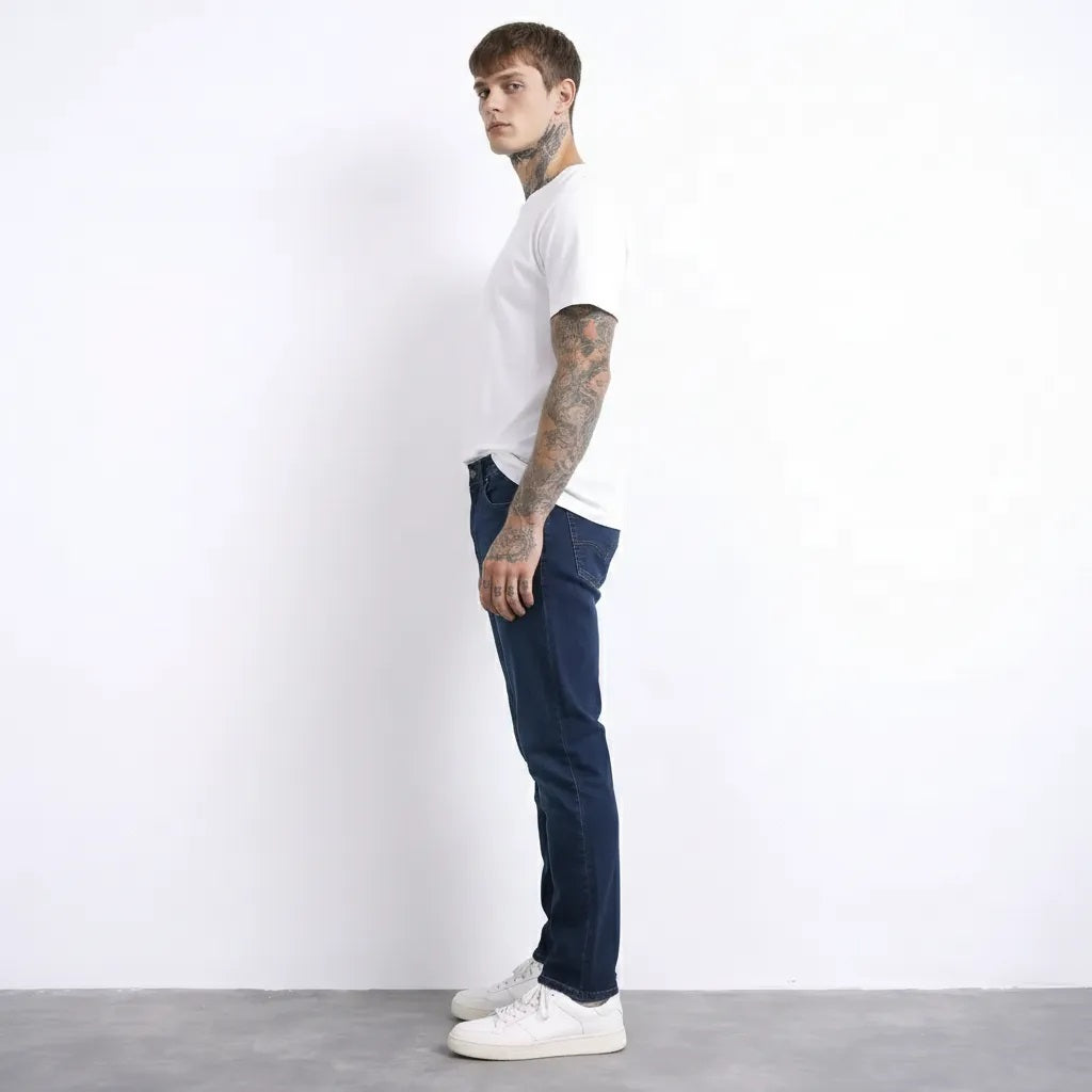 Men Straight Fit Mid-Rise Stretchable Jeans