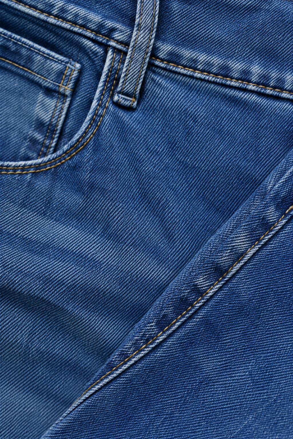 Men’s Urban Blue Denim Jeans – Straight Fit Mid-Wash Casual Jeans