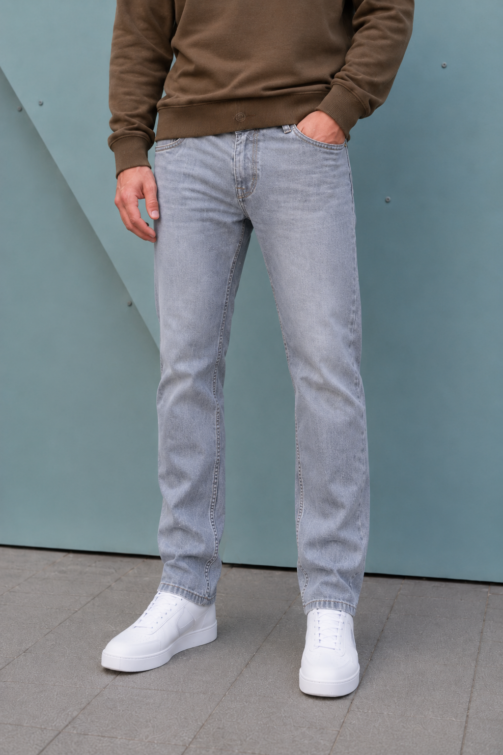 Men’s Smoke Grey Denim Jeans – Straight Fit Washed Casual Jeans