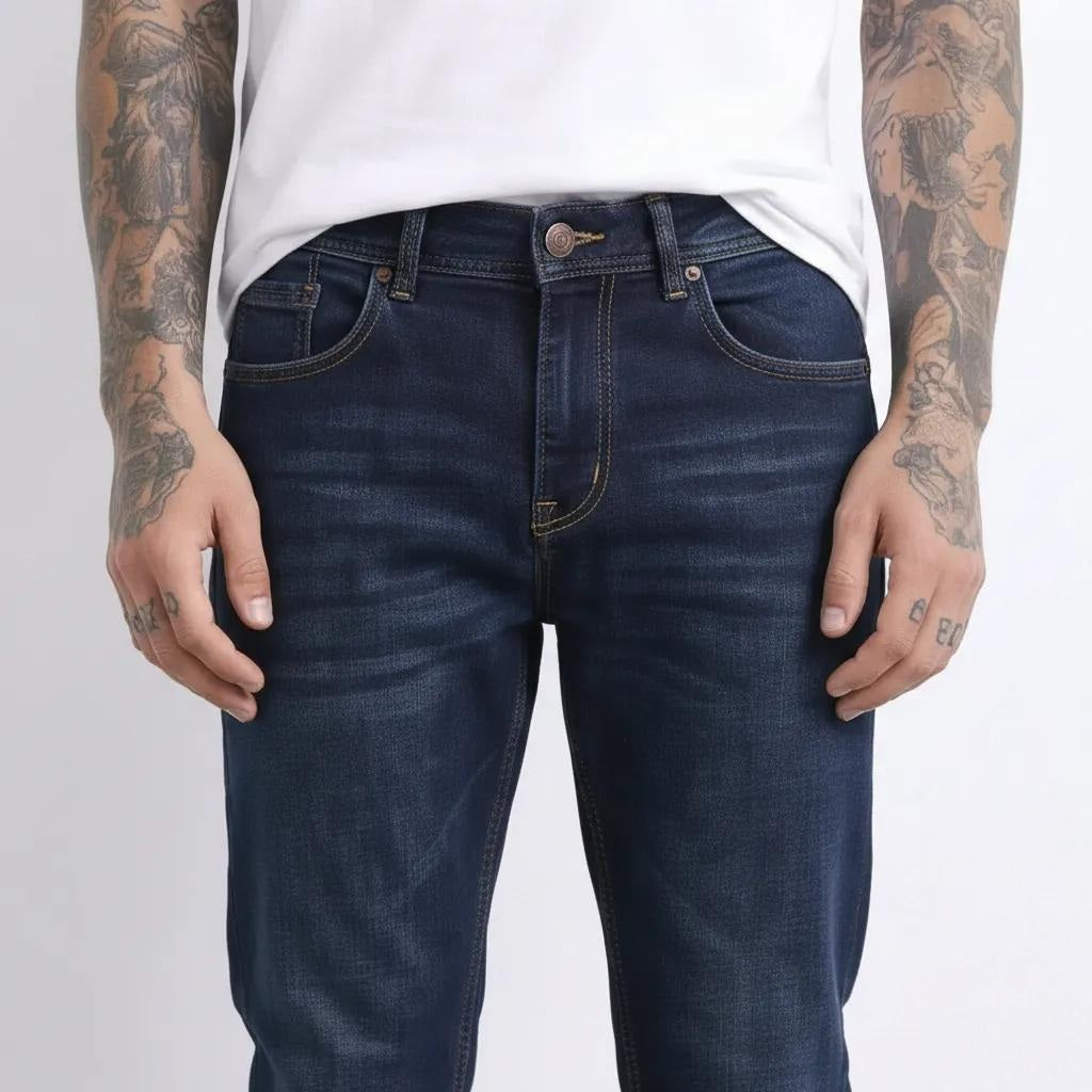 Men Regular Fit Mid-Rise Light Fade Stretchable Jeans