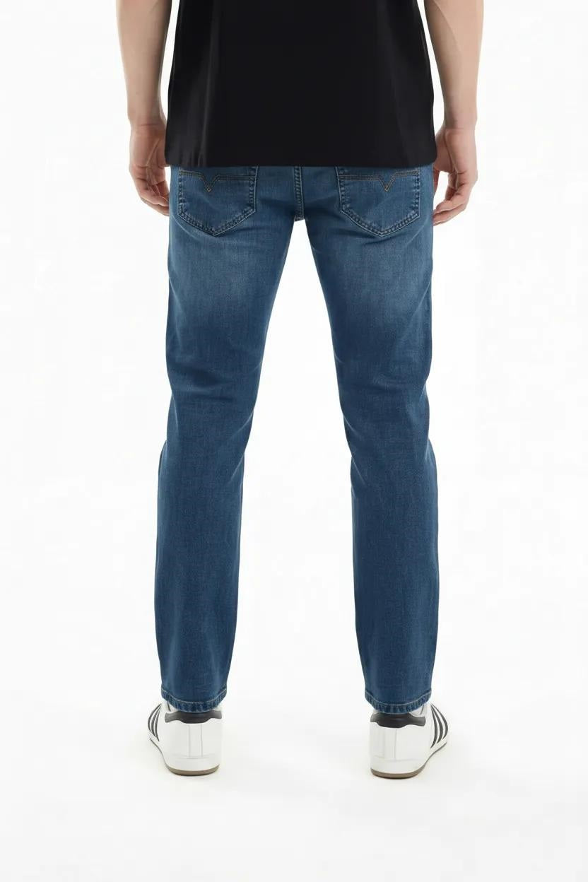 Men Regular Fit Mid-Rise Light Fade Stretchable Jeans