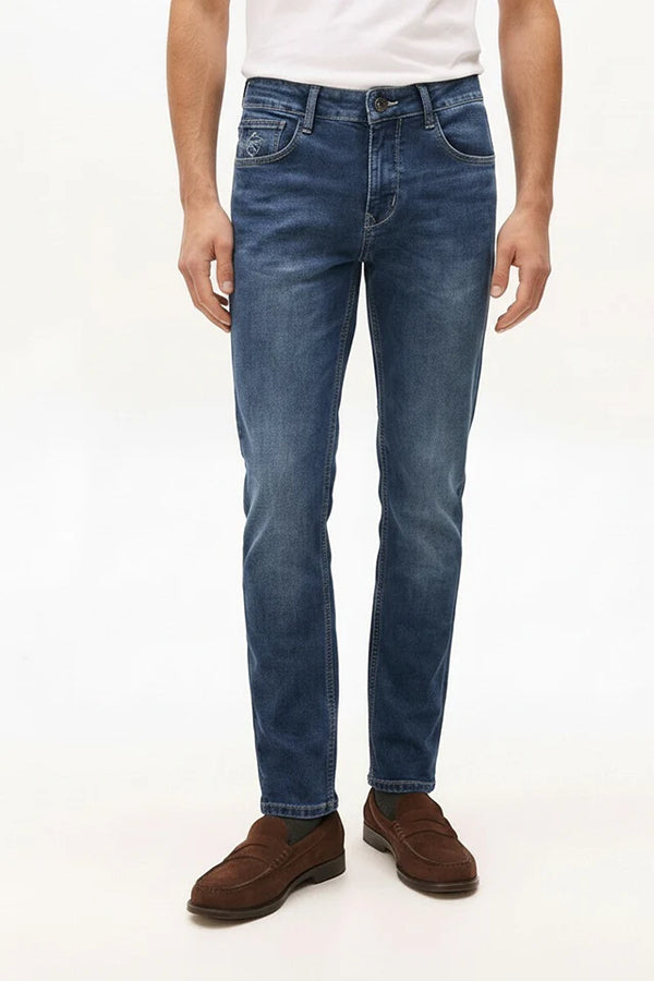 Men Slim Fit Mid-Rise Light Fade Stretchable Jeans