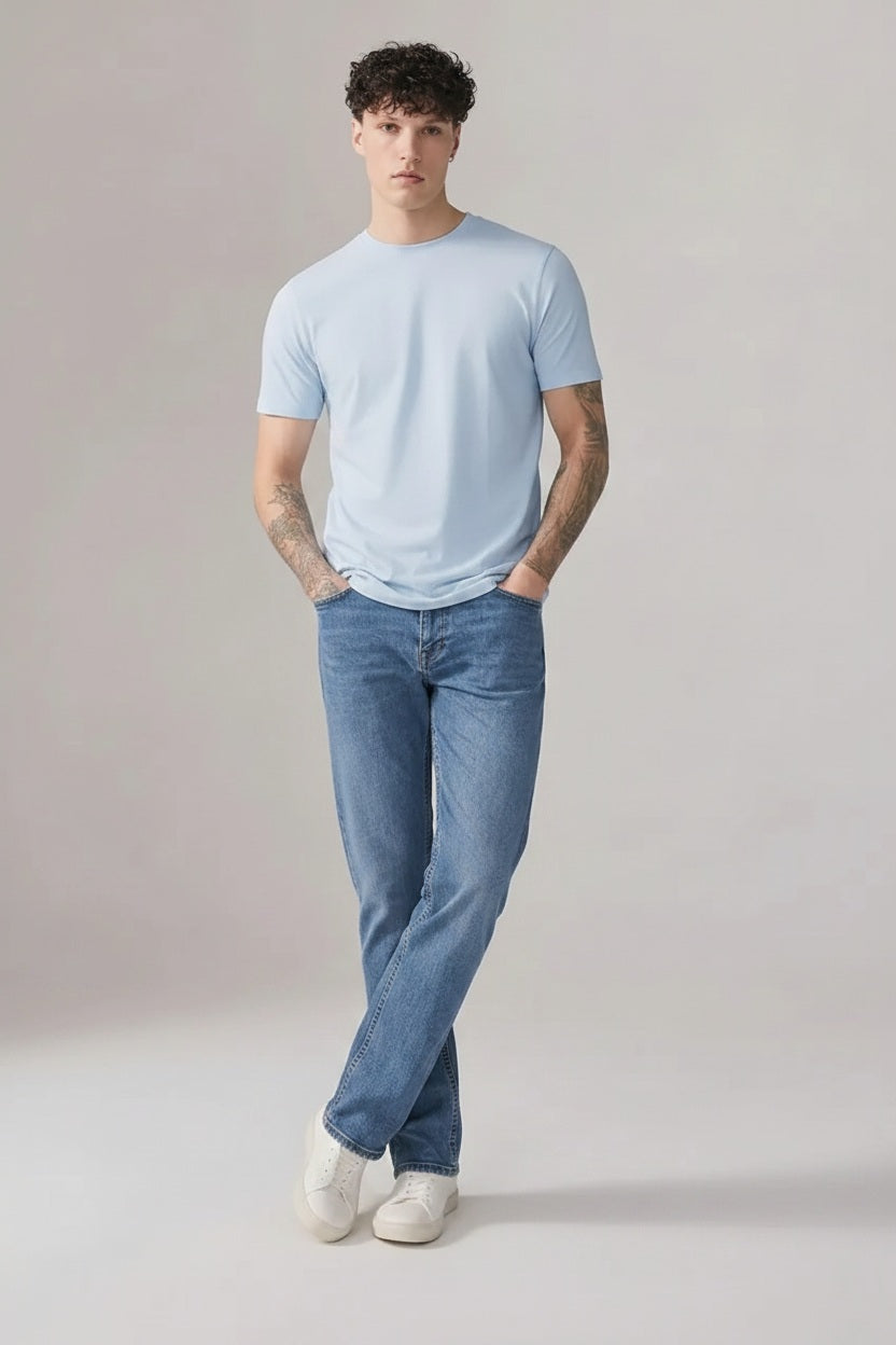 Men Slim Fit Mid-Rise Light Fade Stretchable Jeans
