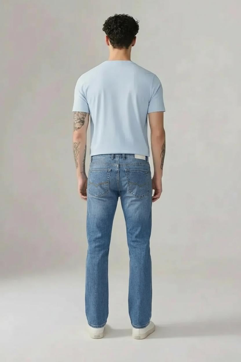 Men Slim Fit Mid-Rise Light Fade Stretchable Jeans