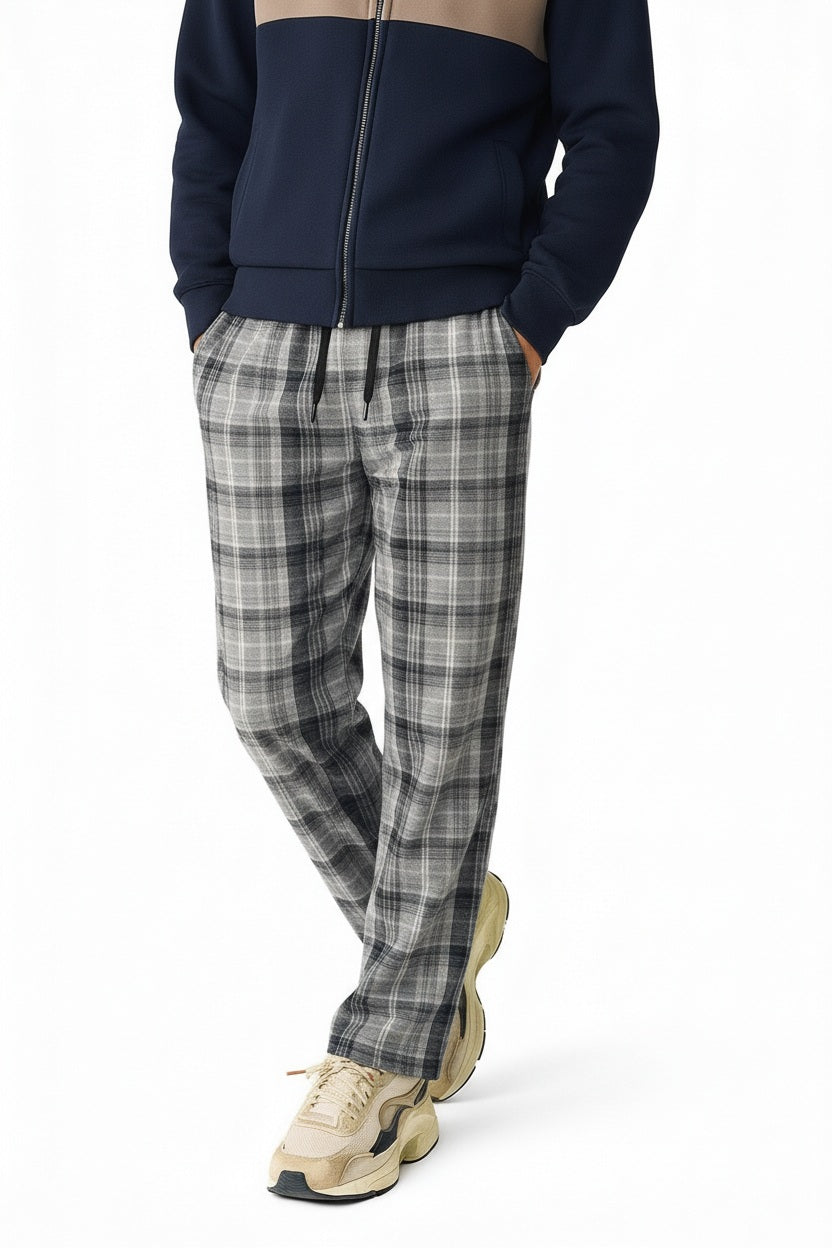 Men Solid Trackpants