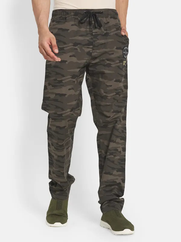 Men Olive Green Camouflage Printed Cotton Track Pants