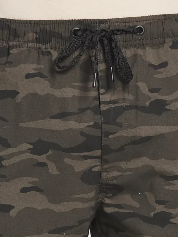 Men Olive Green Camouflage Printed Cotton Track Pants