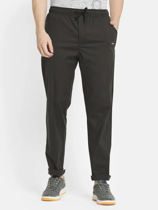 Men Olive Solid Track Pant