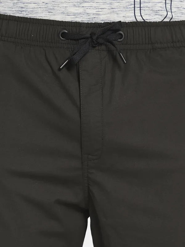 Men Olive Solid Track Pant